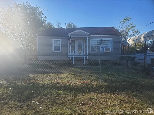 Building Photo - 5326 W 11th Pl Rental