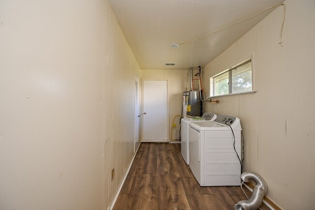 Photo - 10302 Woodwind Dr