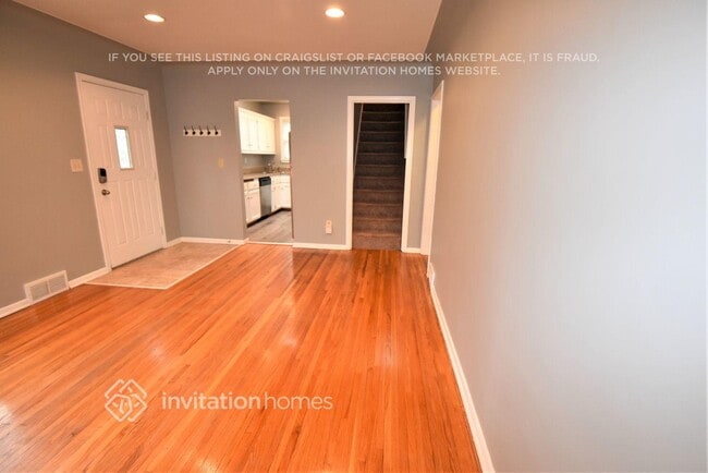 Photo - 6909 Morgan Ave S