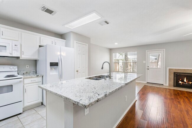 230 Blushwood Pl