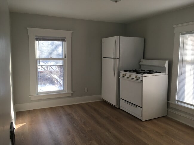 Electrodomésticos de cocina 2 - 219 W Oakland Ave Unidad 219.5