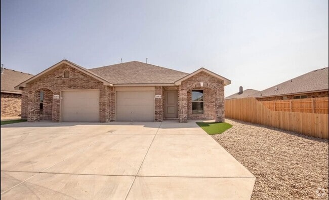 Building Photo - Bell Farms- 2420 Unit B Rental