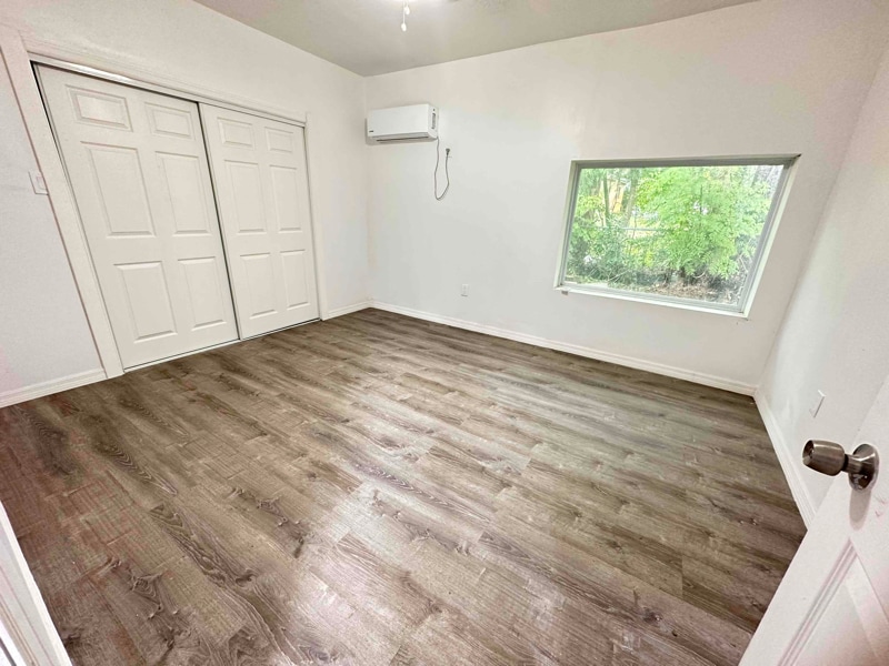 Photo - 2821 Drake Dr