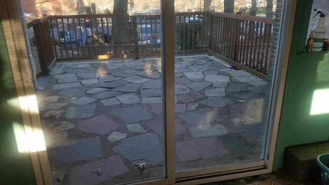 Photo - 60 Longue Vue Ave Unit 2