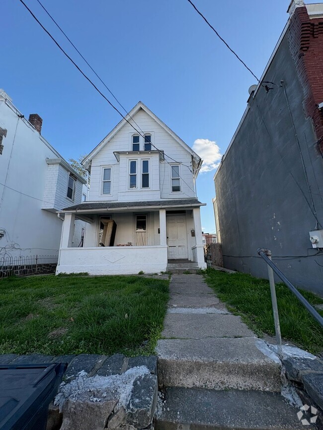 Building Photo - 1716 Lancaster Ave Unit B Rental