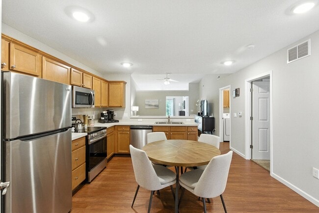 Redwood Cascade Township