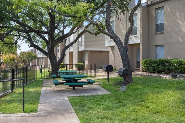 Photo - 7581 Chevy Chase Dr Unit 16-101