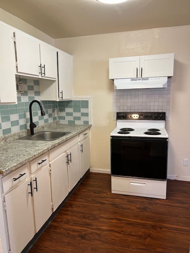 Building Photo - 85-869 Piliuka Place Unit Downstairs (3BDR)