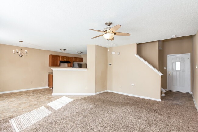 Photo - 834 Littleton Dr