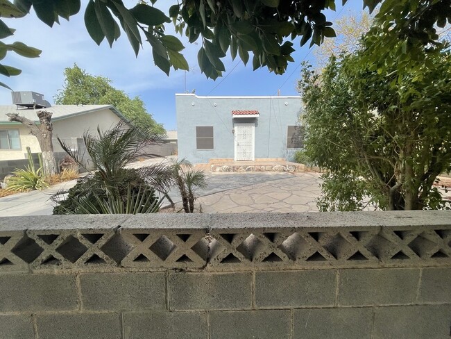 Photo - 242 S 15th Ave Casa