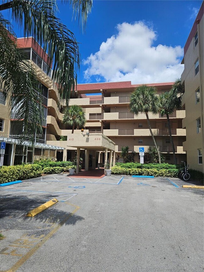 Building Photo - 410 NW 68th Ave Unit 509