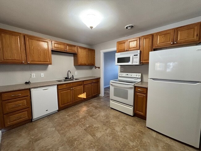 Photo - 3 Bed, 1 Bath Home for Rent, Available Now! MileStone Real Estate Services