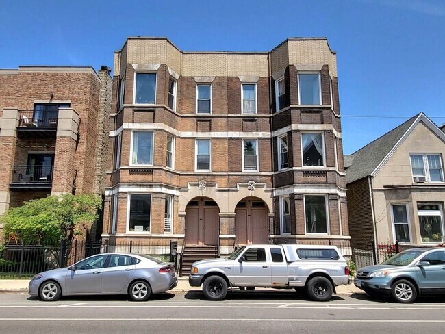 Photo - 2034 W Augusta Blvd Unit J04P