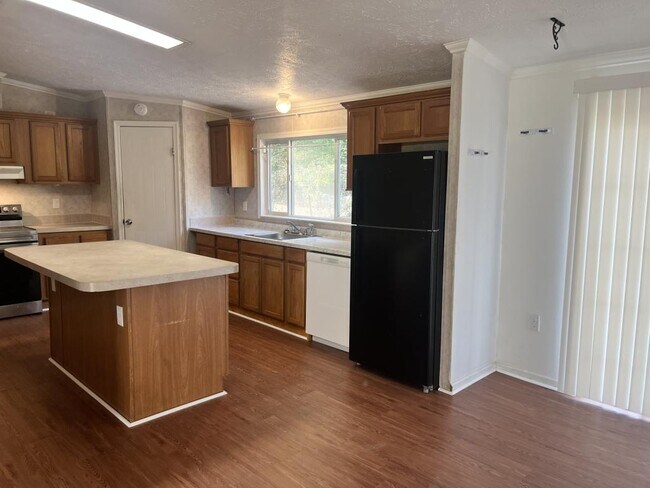 Photo - 4670 Calendula Ave