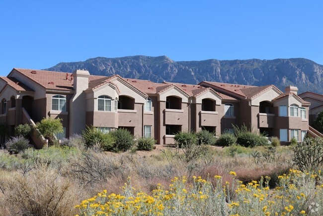 Breath-taking mountain views - Altezza High Desert Rental