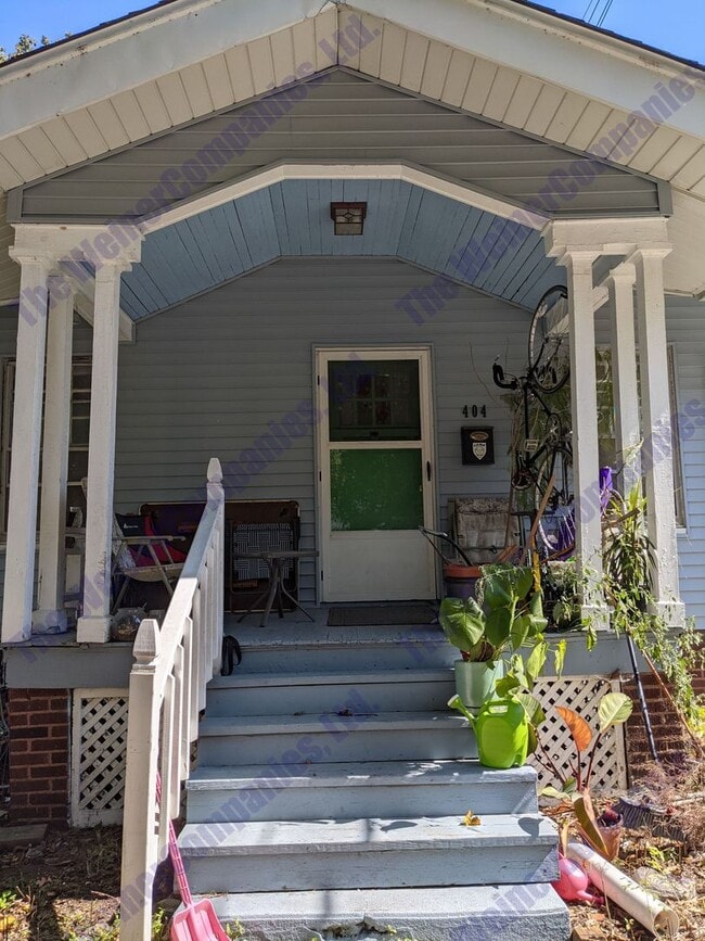Photo - Charming 2-Bedroom House with Front Porch ...