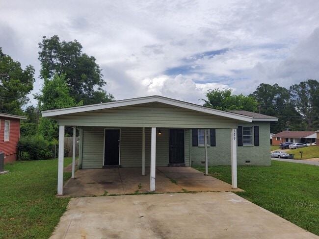 Photo - 708 Mohawk Ave