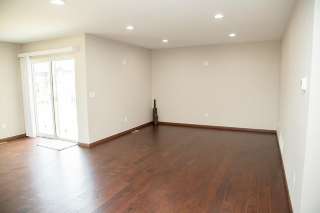Photo - 6355 Pawnee Ln