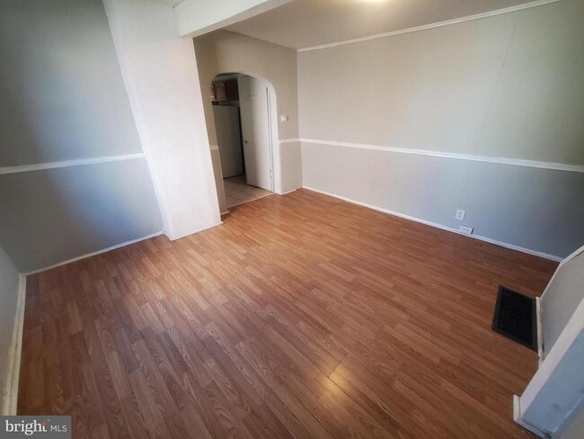 Photo - 1736 Fairview St