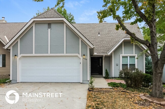 Building Photo - 8425 N Chatham Ave