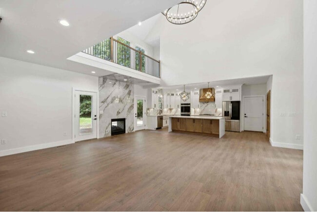 Photo - 102 Cayce Valley Dr