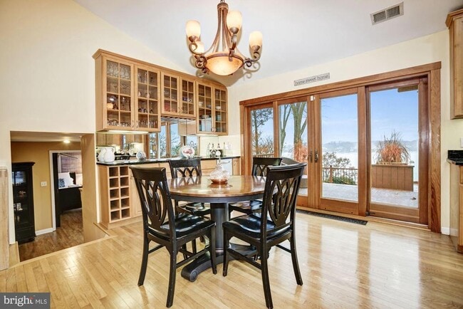 Photo - 209 Winchester Beach Dr