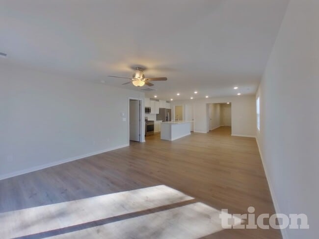 Photo - 139 Clairvale Ct