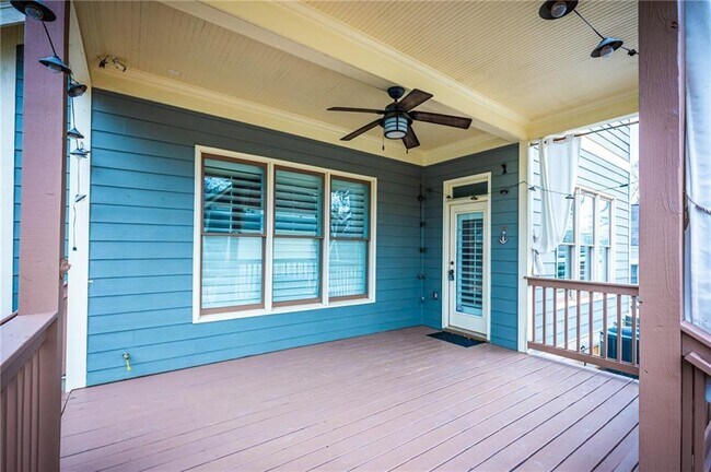 Photo - 2288 Oakview Rd NE