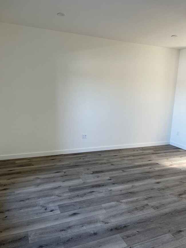 Photo - NEW! 2 Bedroom on campus! First Month Free!!