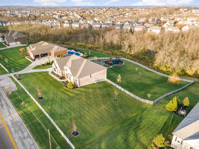 Photo - 1890 Williams Rd