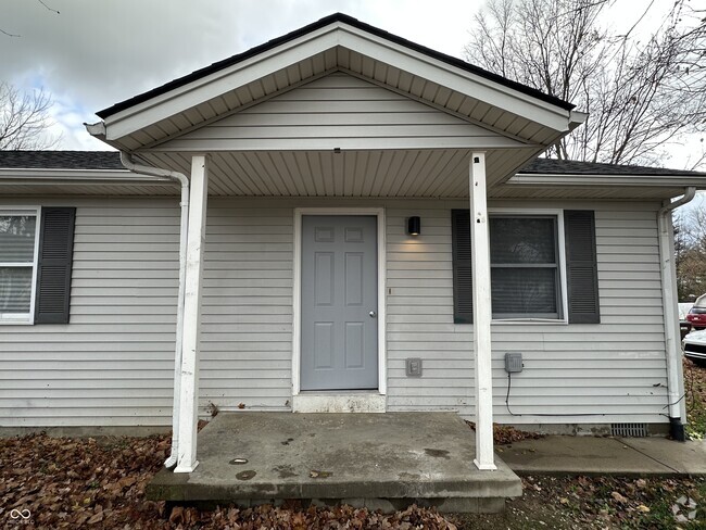 Building Photo - 18 Oakwood Ave Rental