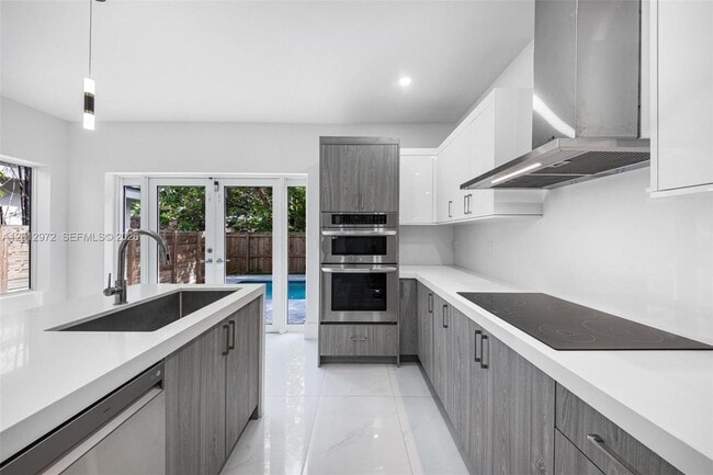 Photo - 3142 Carter St Unit 3142