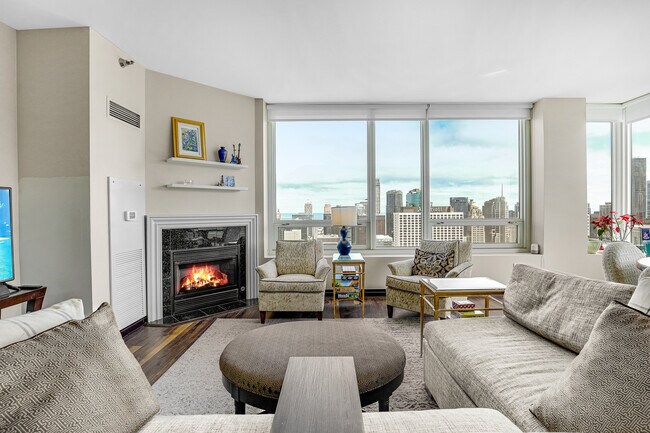 Photo - 33 W Ontario St Unit 48B