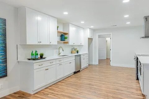 Photo - 1702 Bristol Ct N