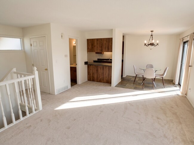 Photo - 6 Centaur Ct