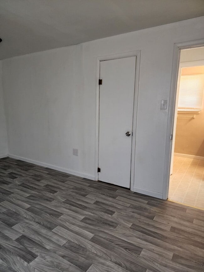 Photo - 1001 Walnut Dr Unit 2