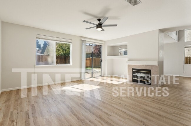 Photo - 11501 Pyrites Way