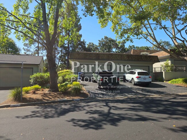 Photo - Cozy Skywest Townhome