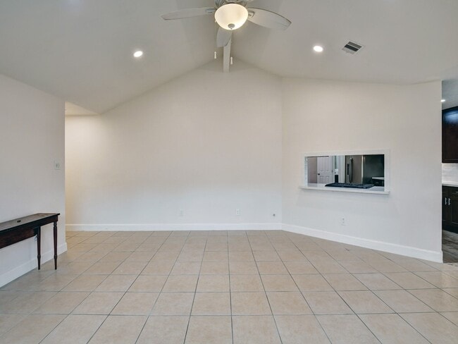 Photo - 1306 Mimosa Rd