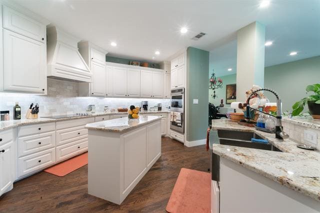 Photo - 131 Lakeway Ln