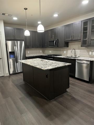 Photo - 5607 Belmont Ave