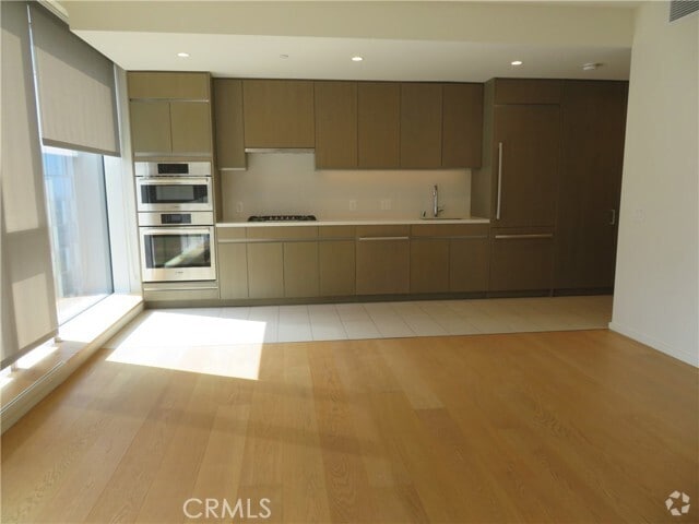 Building Photo - 889 Francisco St Unit 1609 Rental