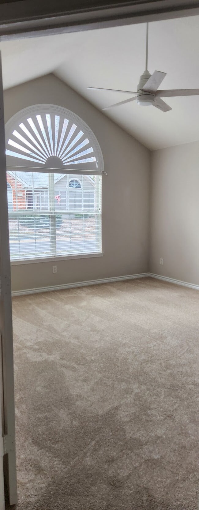 Building Photo - 902 Bridges Dr Unit 902 Rental