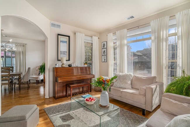 Photo - 9303 W 107th Pl