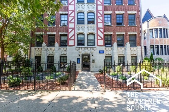 Building Photo - 2420 N Kedzie Blvd Unit 2420 North Kedzie Bouleva