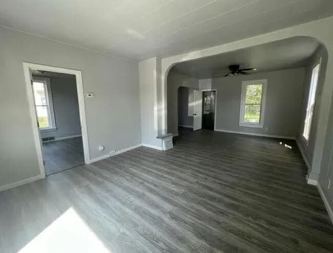 Photo - 407 Main Ave