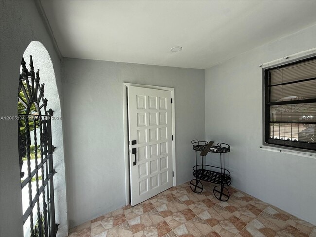 Photo - 8805 SW 43rd Terrace