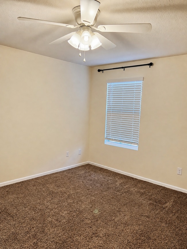 Photo - 228 Brooklet Cir