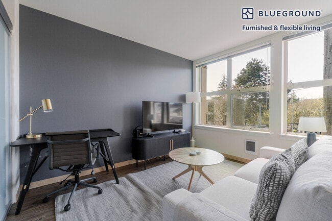 Photo - 3920 Stone Way N Unit FL3-ID855