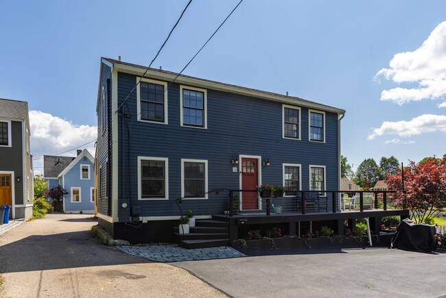 Photo - 18 Walden St